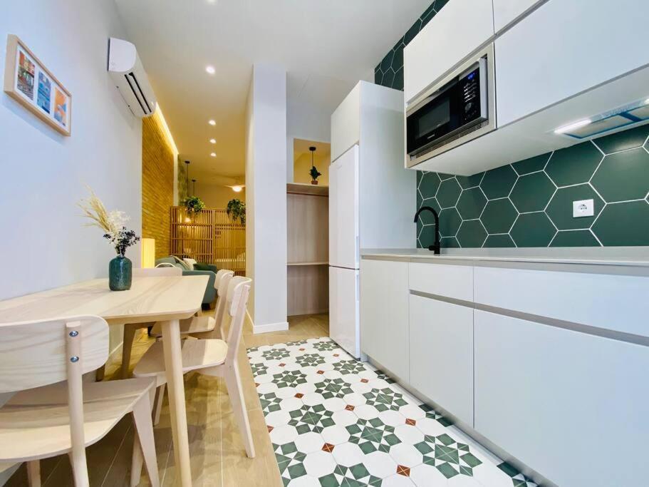 Cabanyal Room 5 - New & Stylish By The Beach Valência Exterior foto